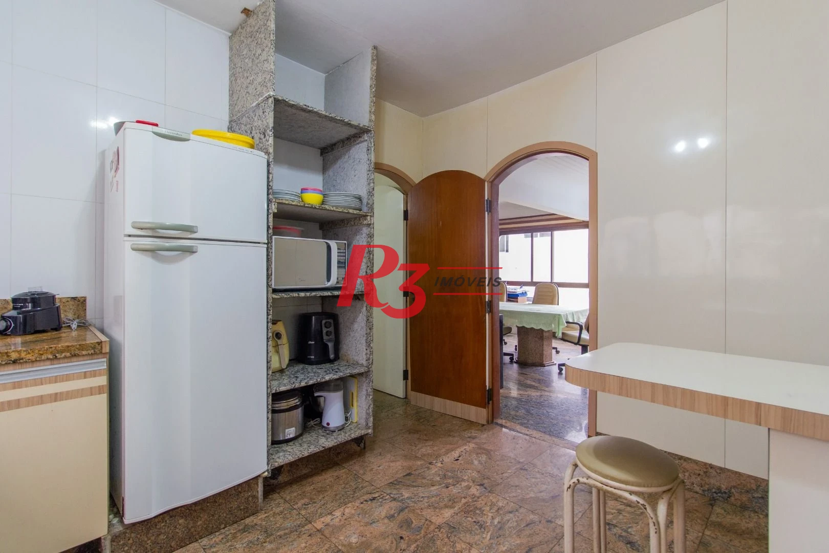 Apartamento à venda, 257 m² por R$ 2.130.000,00 - Gonzaga - Santos/SP