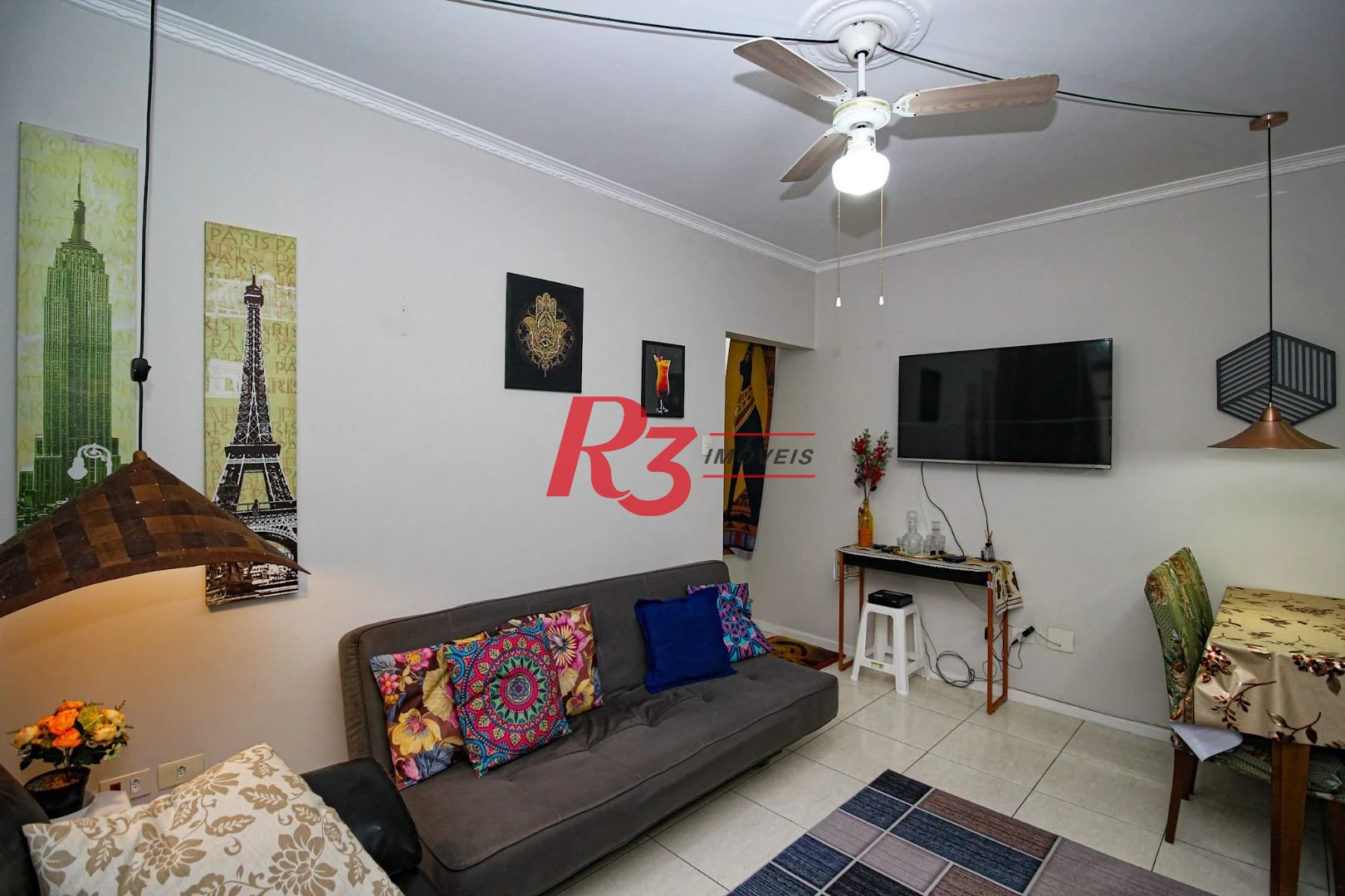 OPORTUNIDADE 380.000,00 , com 1 dormitório frente mar, - Boqueirão - Santos/SP