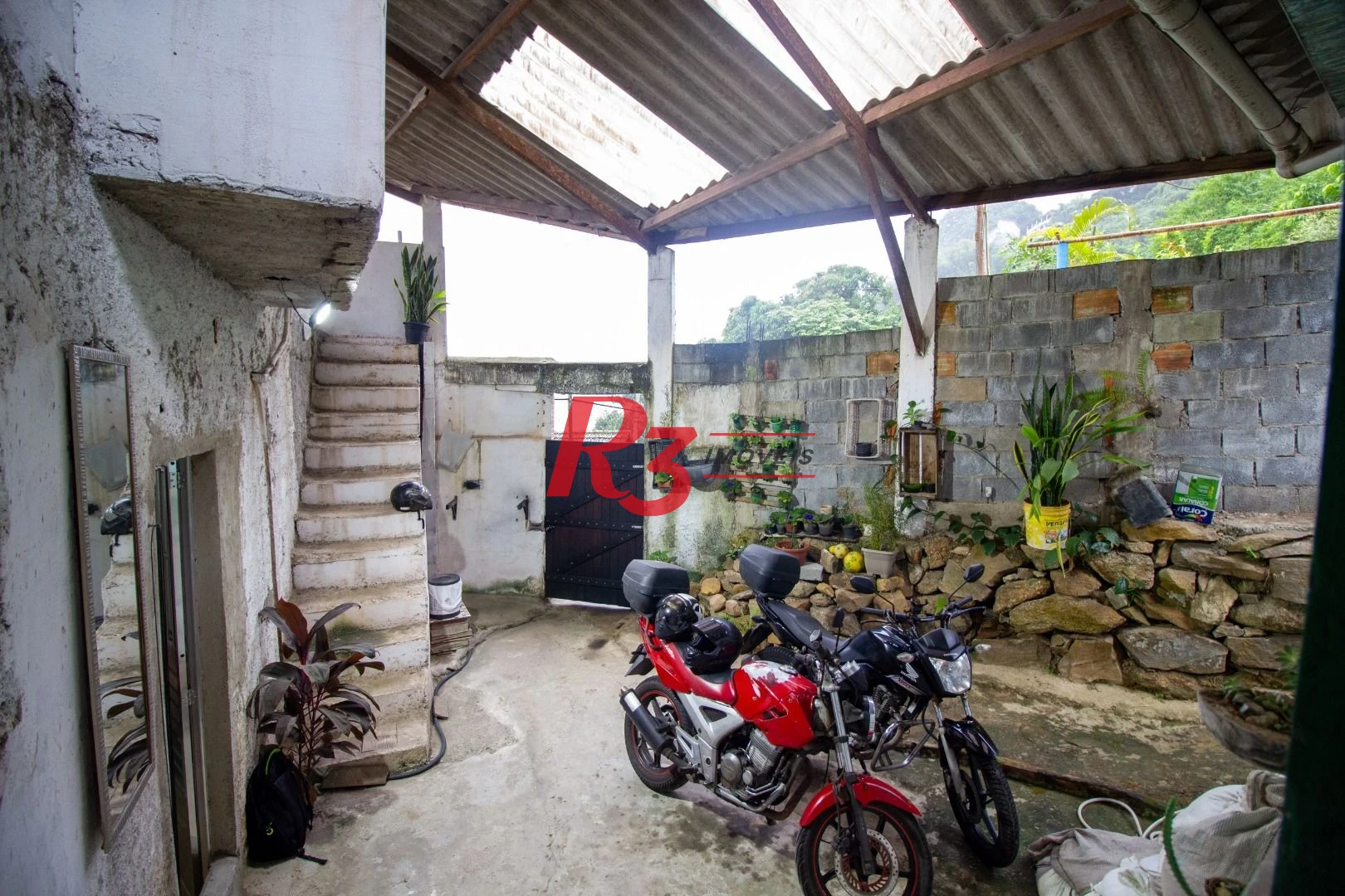 Casa à venda, 292 m² por R$ 230.000,00 - Morro da Penha - Santos/SP
