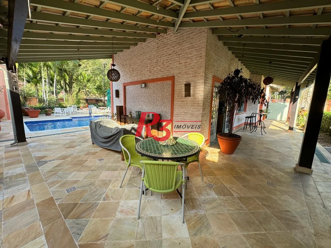 Casa à venda, 283 m² por R$ 4.700.000,00 - Balneário Praia do Pernambuco - Guarujá/SP