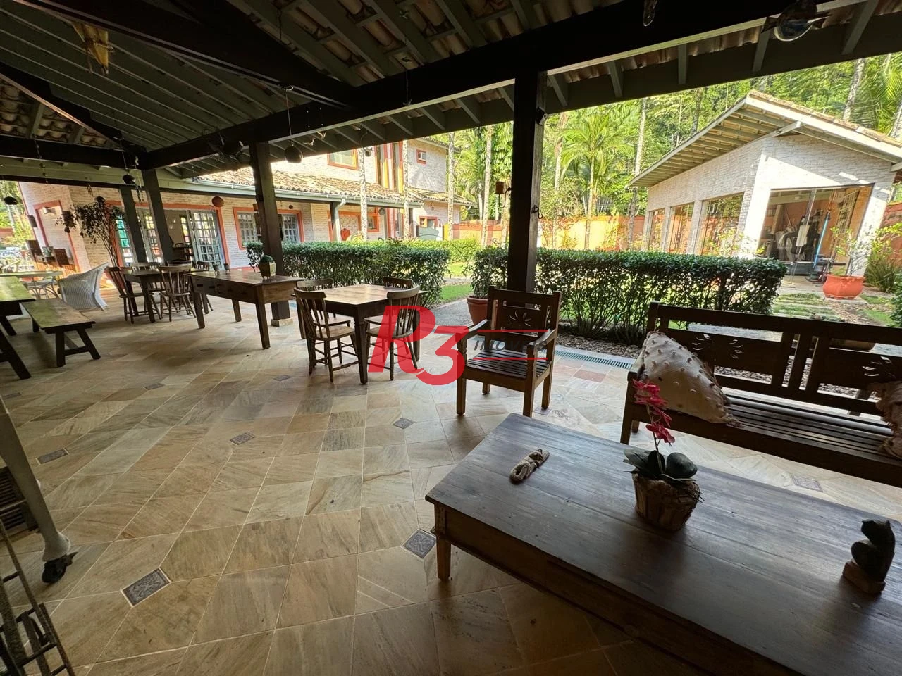 Casa à venda, 283 m² por R$ 4.700.000,00 - Balneário Praia do Pernambuco - Guarujá/SP