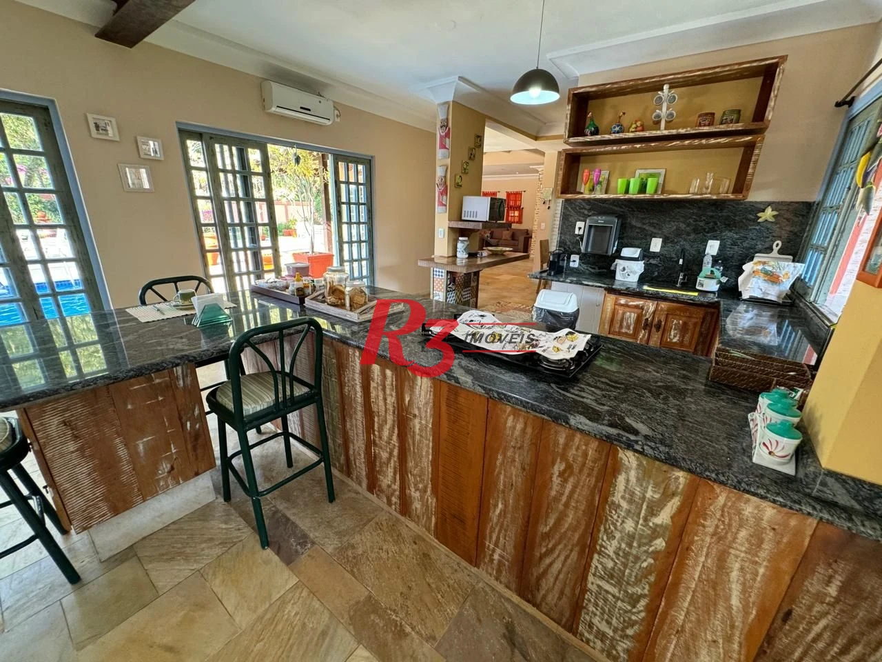Casa à venda, 283 m² por R$ 4.700.000,00 - Balneário Praia do Pernambuco - Guarujá/SP