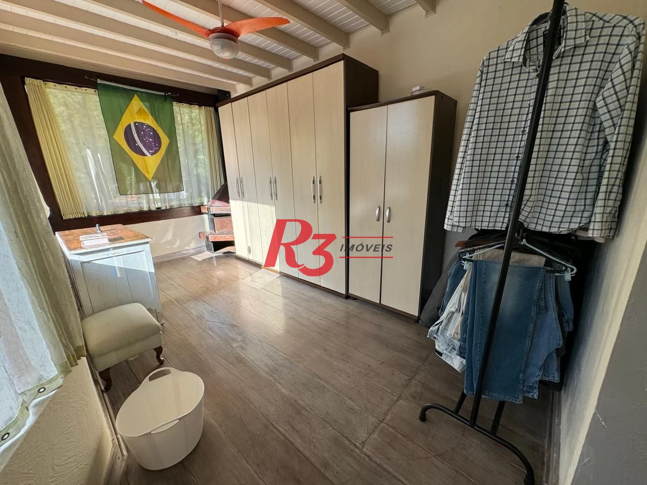 Casa à venda, 283 m² por R$ 4.700.000,00 - Balneário Praia do Pernambuco - Guarujá/SP
