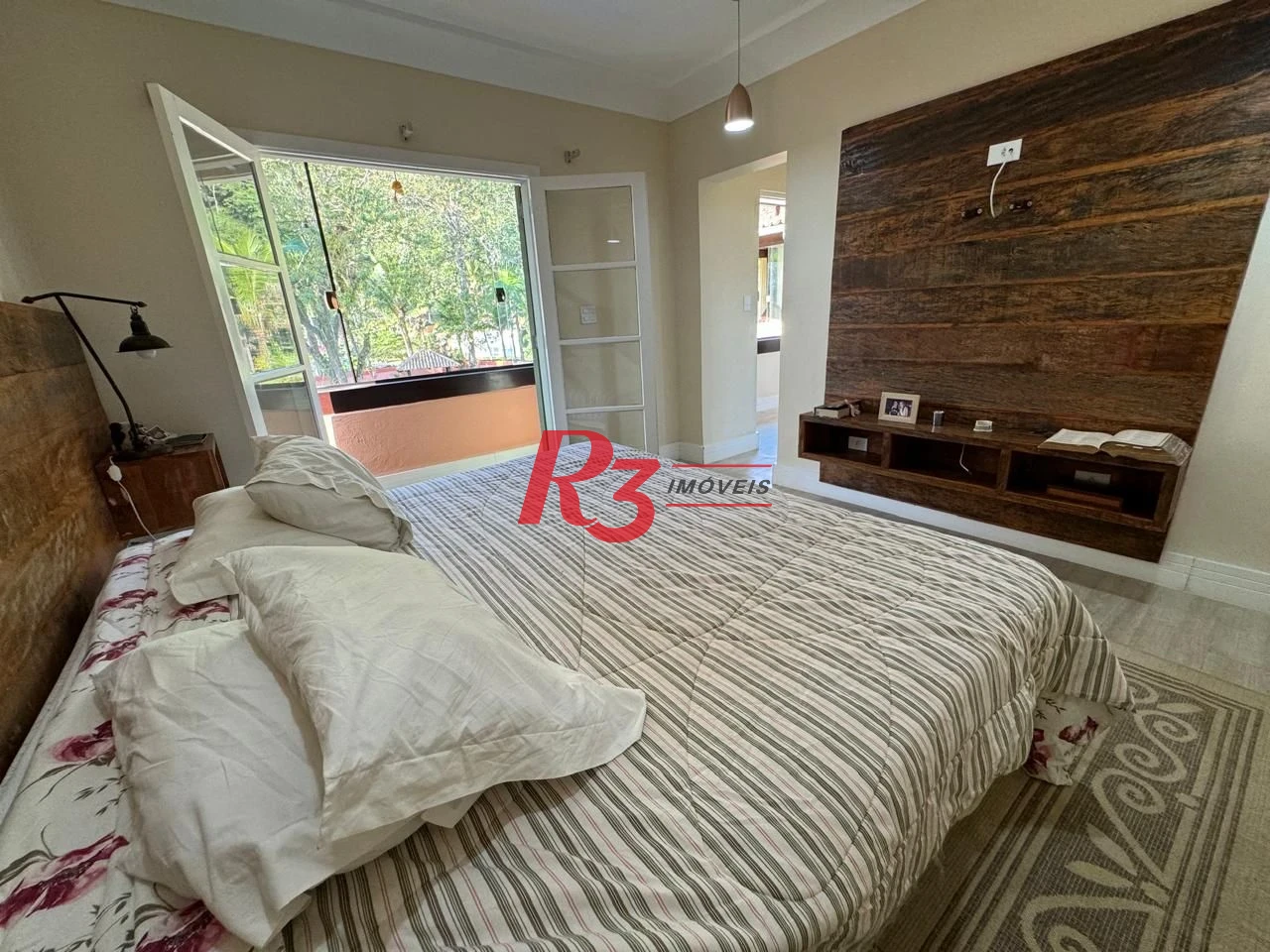 Casa à venda, 283 m² por R$ 4.700.000,00 - Balneário Praia do Pernambuco - Guarujá/SP