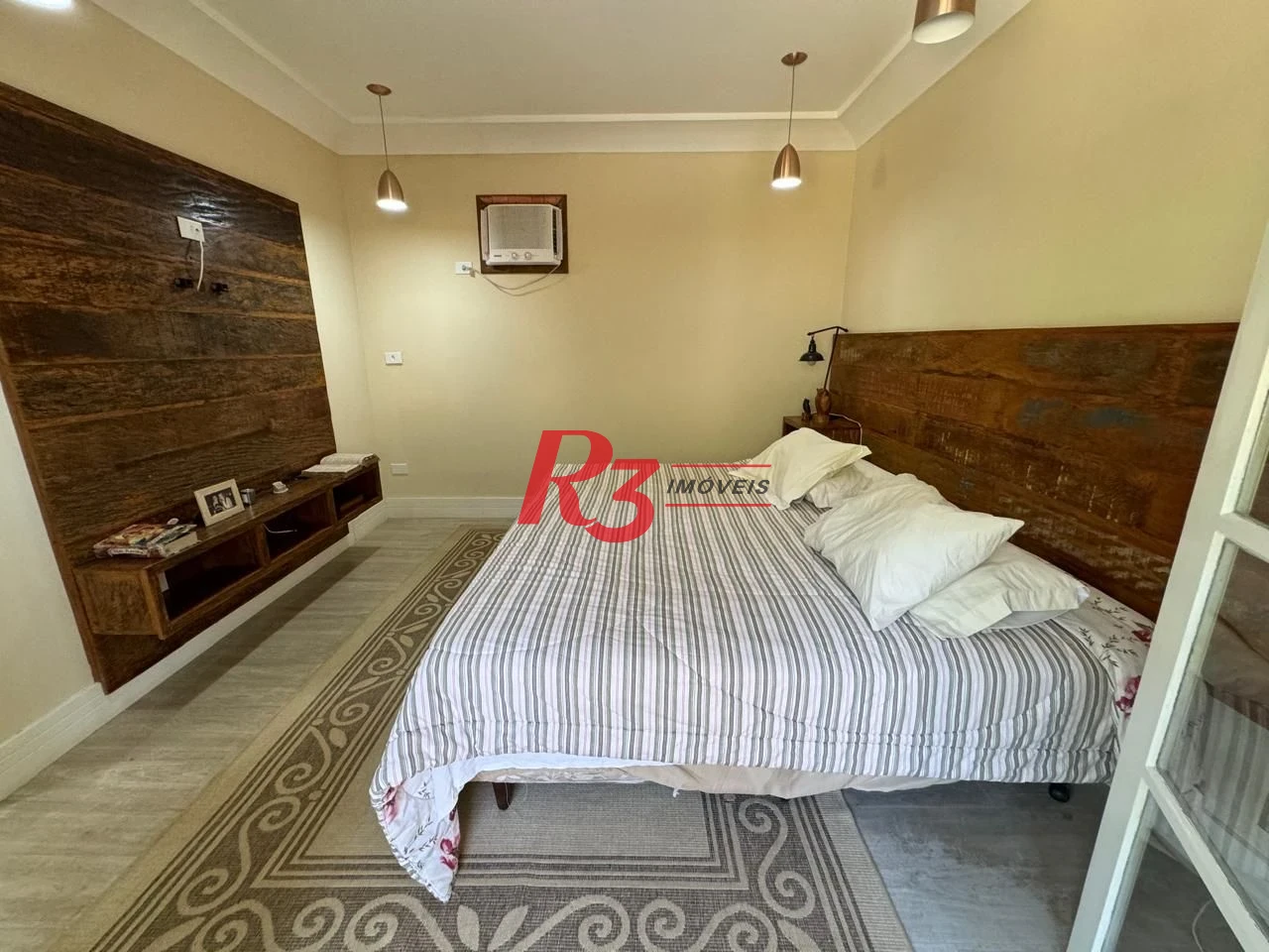 Casa à venda, 283 m² por R$ 4.700.000,00 - Balneário Praia do Pernambuco - Guarujá/SP