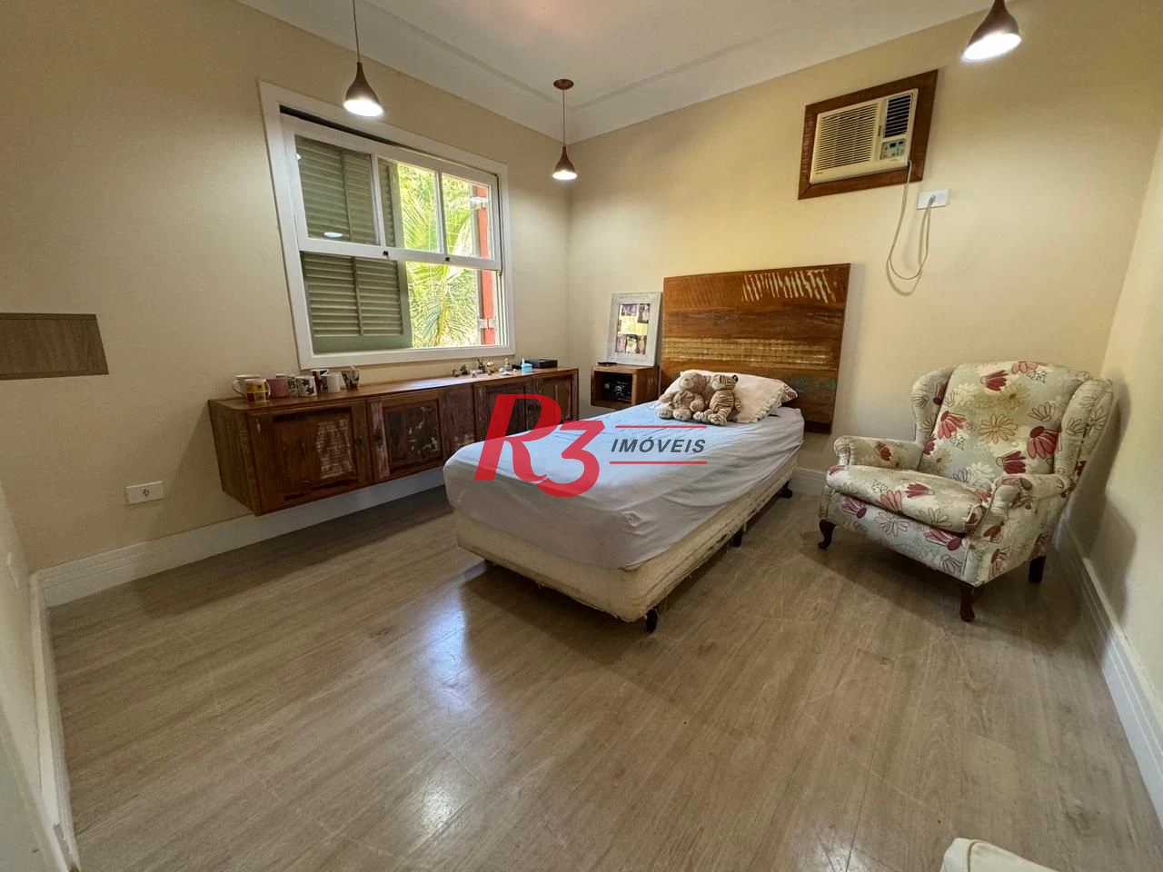Casa à venda, 283 m² por R$ 4.700.000,00 - Balneário Praia do Pernambuco - Guarujá/SP