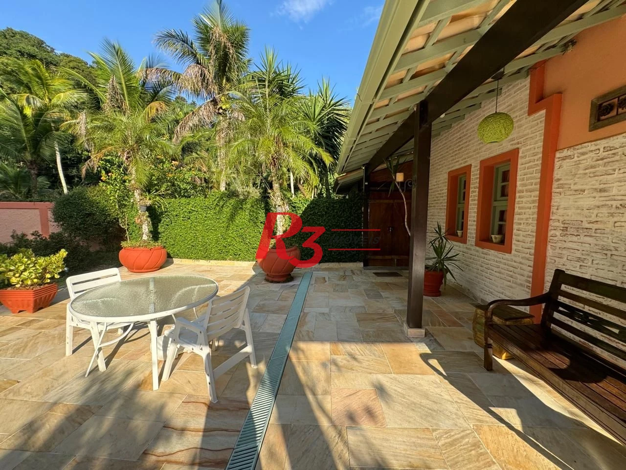 Casa à venda, 283 m² por R$ 4.700.000,00 - Balneário Praia do Pernambuco - Guarujá/SP