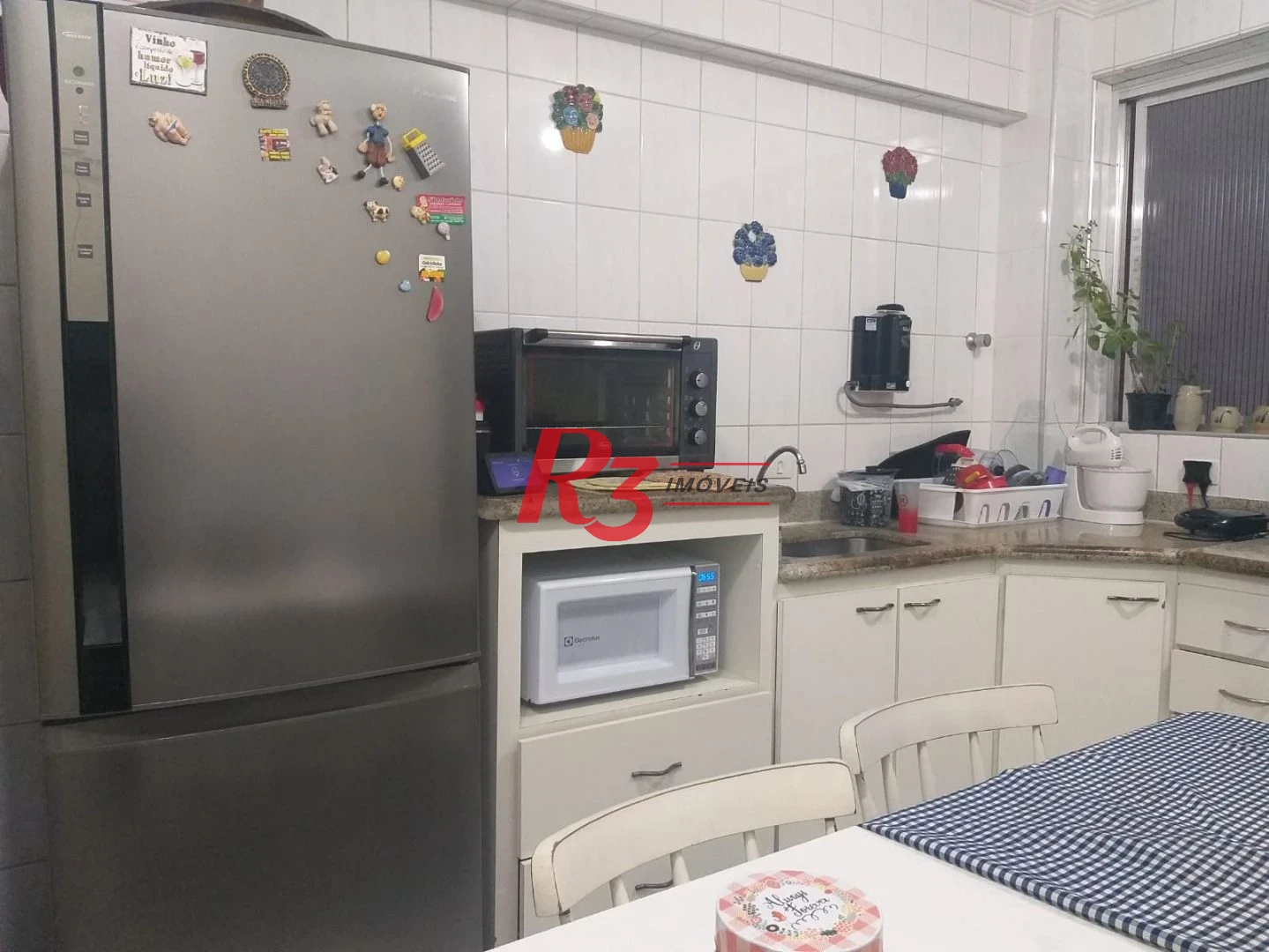 Apartamento com 3 dormitórios à venda, 171 m² por R$ 830.000,00 - Gonzaga - Santos/SP