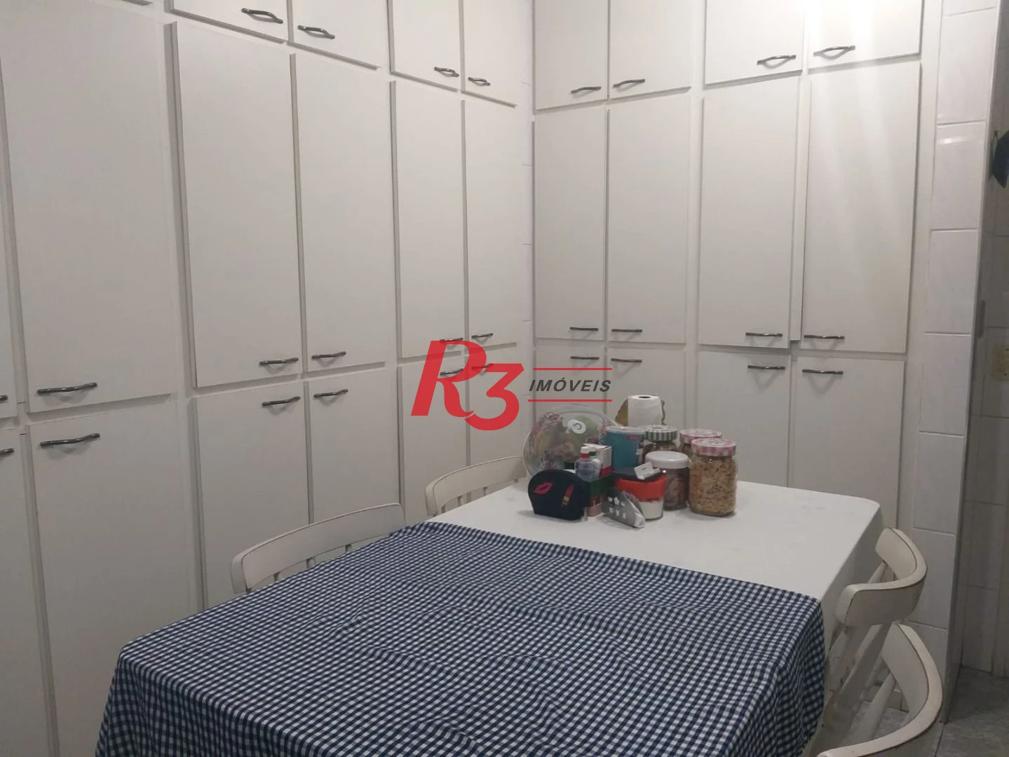 Apartamento com 3 dormitórios à venda, 171 m² por R$ 830.000,00 - Gonzaga - Santos/SP