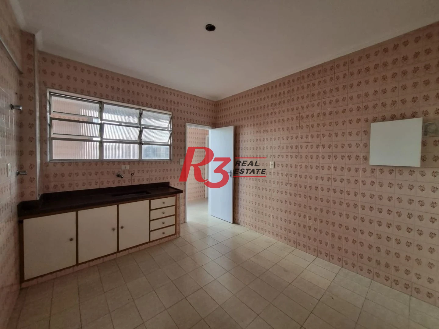 Apartamento com 2 dormitórios para alugar, 125 m² por R$ 4.188,02/mês - Boqueirão - Santos/SP