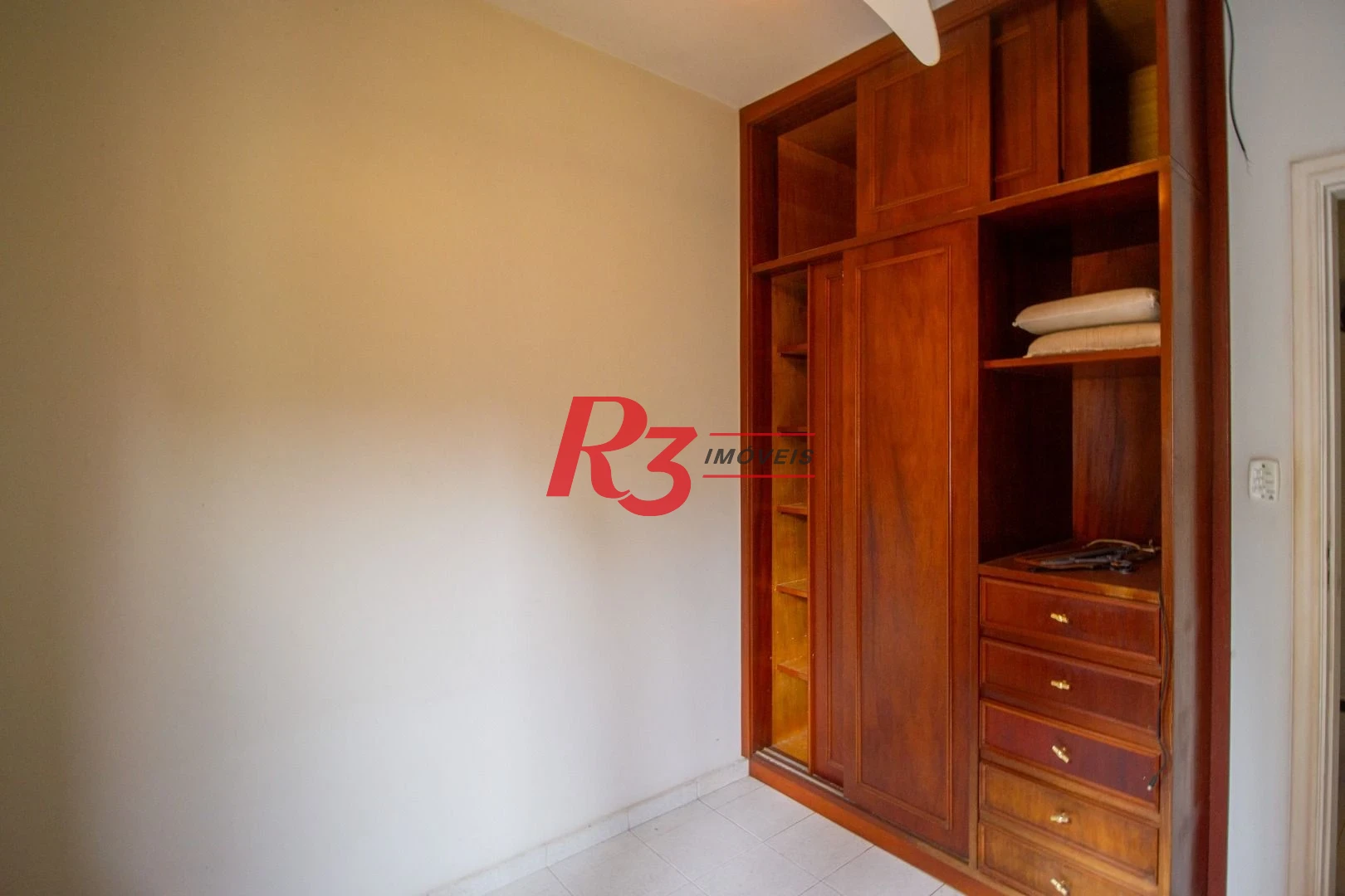 Casa, 450 m² - venda por R$ 4.600.000,00 ou aluguel por R$ 23.000,00 - Gonzaga - Santos/SP