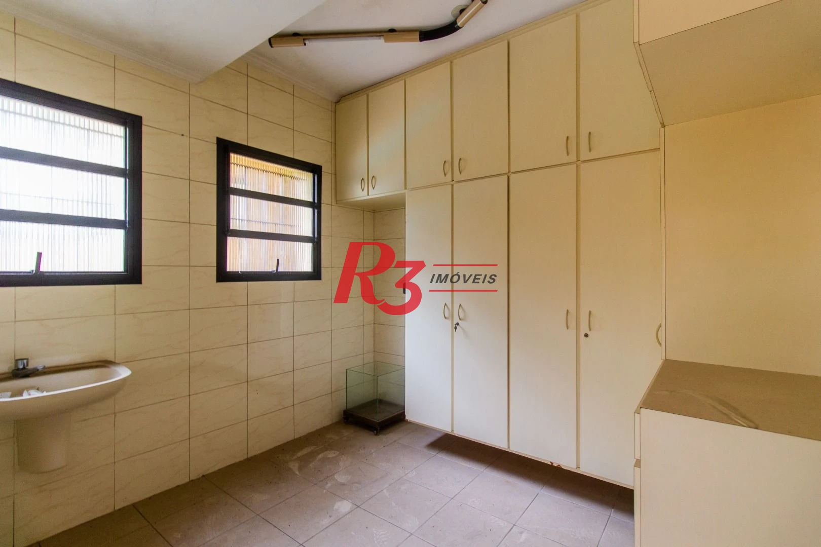 Casa, 450 m² - venda por R$ 4.600.000,00 ou aluguel por R$ 23.000,00 - Gonzaga - Santos/SP