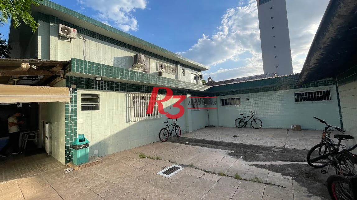 Sobrado com 11 dormitórios à venda, 420 m² por R$ 3.200.000,00 - Campo Grande - Santos/SP