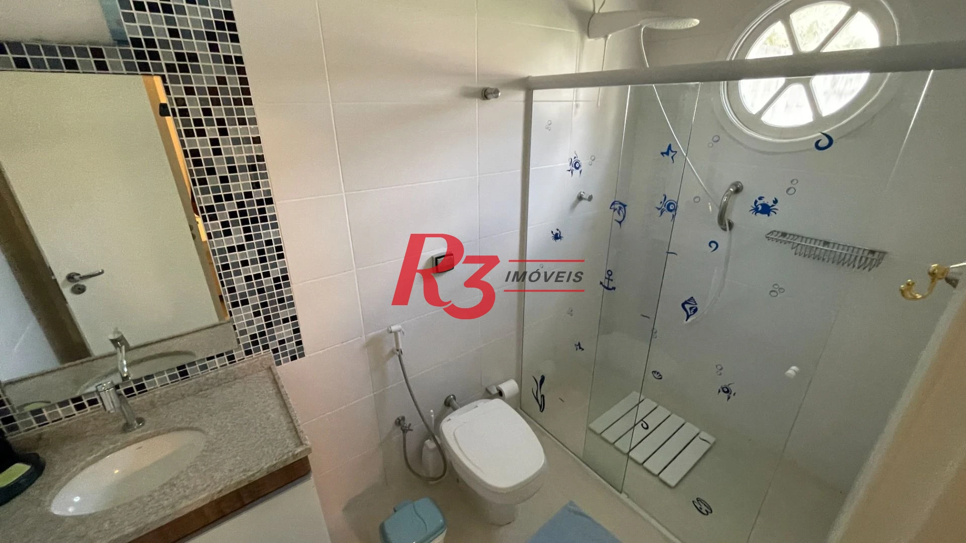 Casa com 5 dormitórios, 455 m² - venda por R$ 4.000.000,00 ou aluguel por R$ 19.500,00/mês - Acapulco - Guarujá/SP