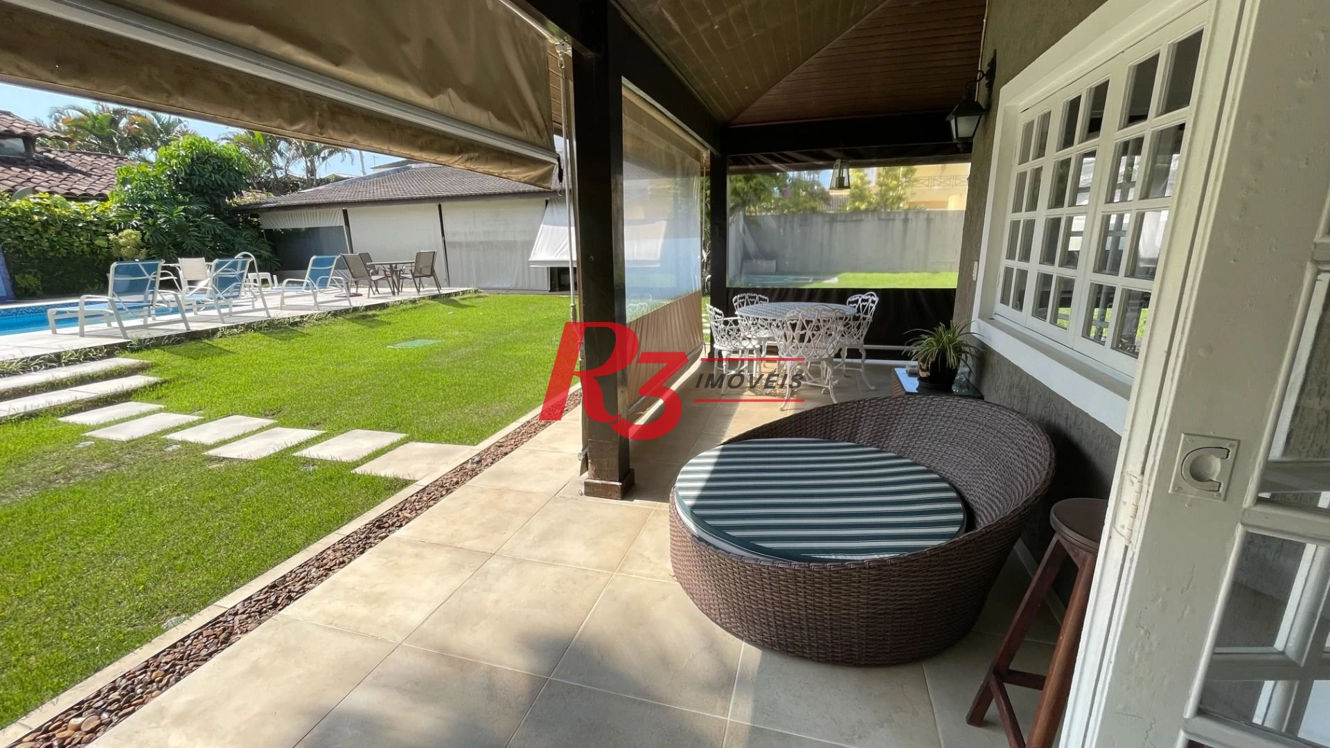 Casa com 5 dormitórios, 455 m² - venda por R$ 4.000.000,00 ou aluguel por R$ 19.500,00/mês - Acapulco - Guarujá/SP