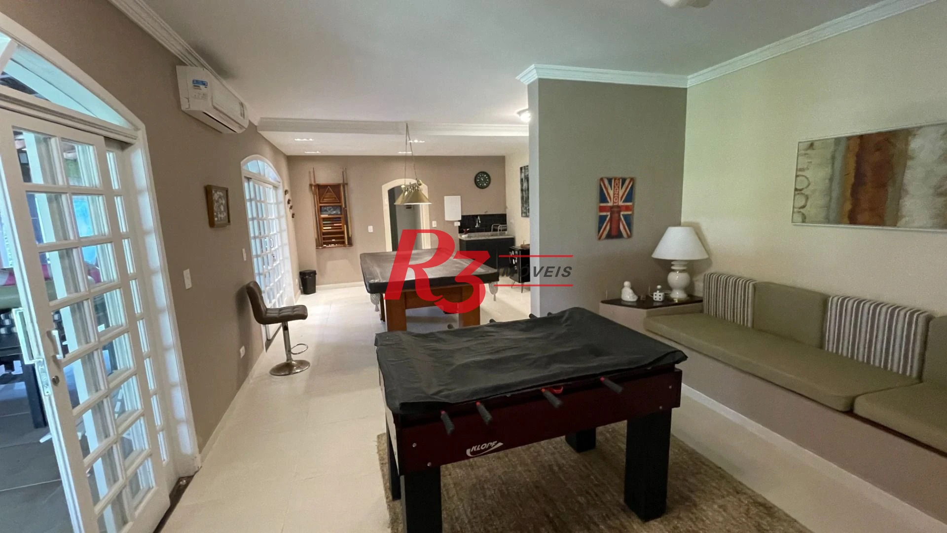 Casa com 5 dormitórios, 455 m² - venda por R$ 4.000.000,00 ou aluguel por R$ 19.500,00/mês - Acapulco - Guarujá/SP