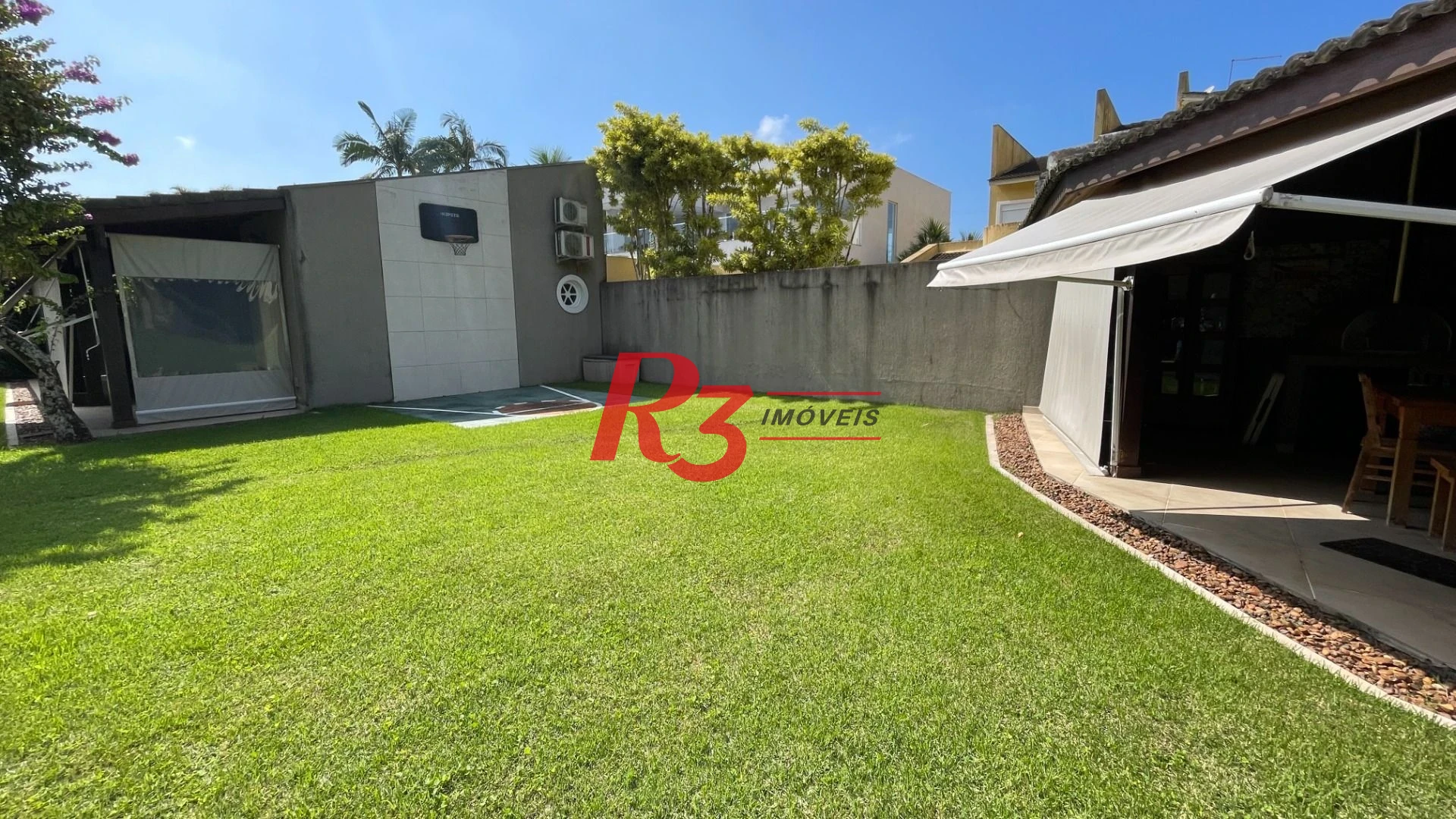 Casa com 5 dormitórios, 455 m² - venda por R$ 4.000.000,00 ou aluguel por R$ 19.500,00/mês - Acapulco - Guarujá/SP