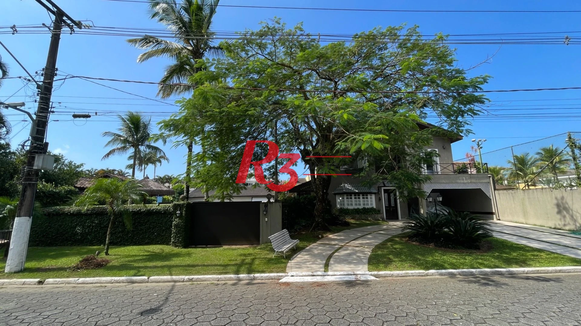 Casa com 5 dormitórios, 455 m² - venda por R$ 4.000.000,00 ou aluguel por R$ 19.500,00/mês - Acapulco - Guarujá/SP