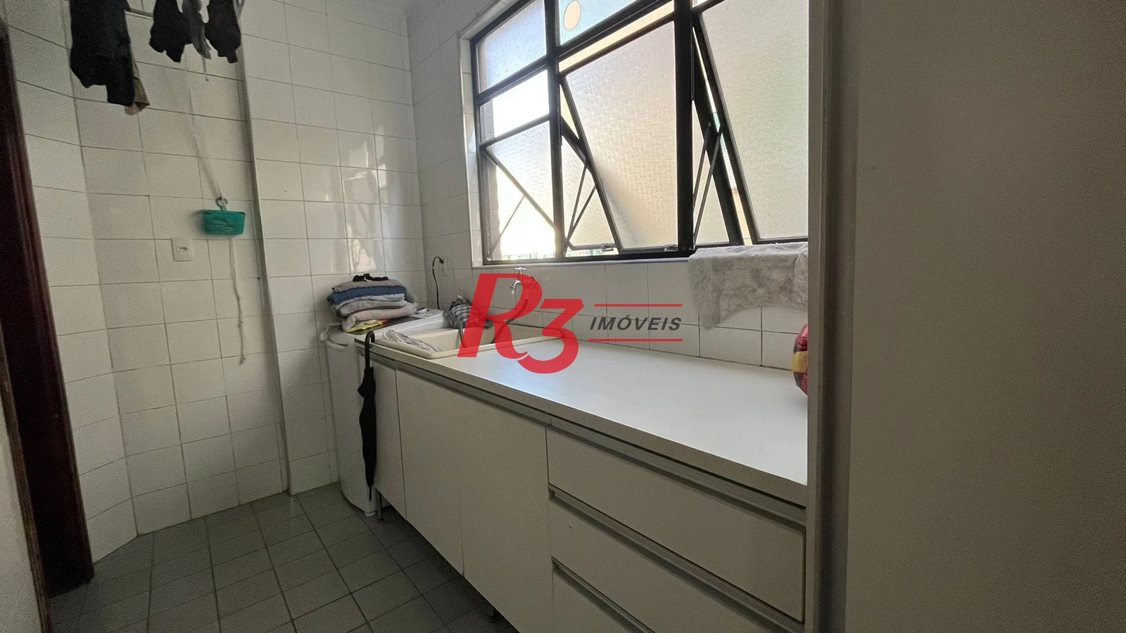 Apartamento com 3 dormitórios para alugar, 146 m² por R$ 7.000,02/mês - Pompéia - Santos/SP