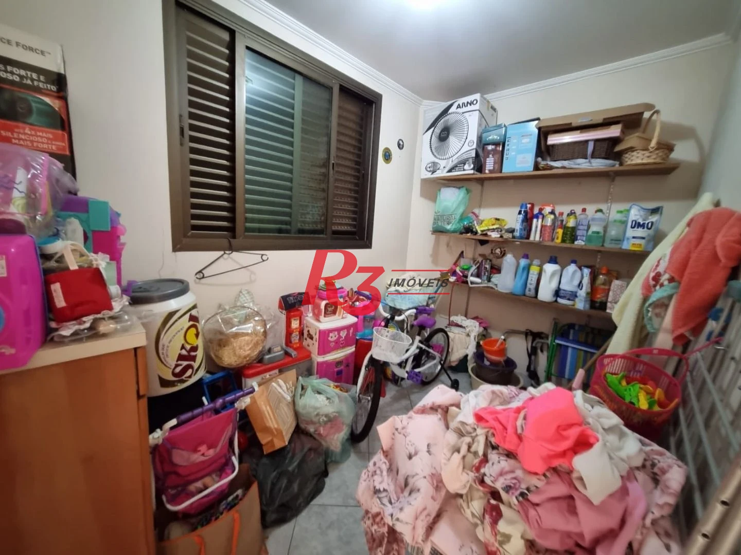 Oportunidade à venda na Vila Belmiro, terreno com 500 m², 2 amplas casas, com 3 dormitórios cada, espaço generoso de quintal e garagem para 6 carros!!