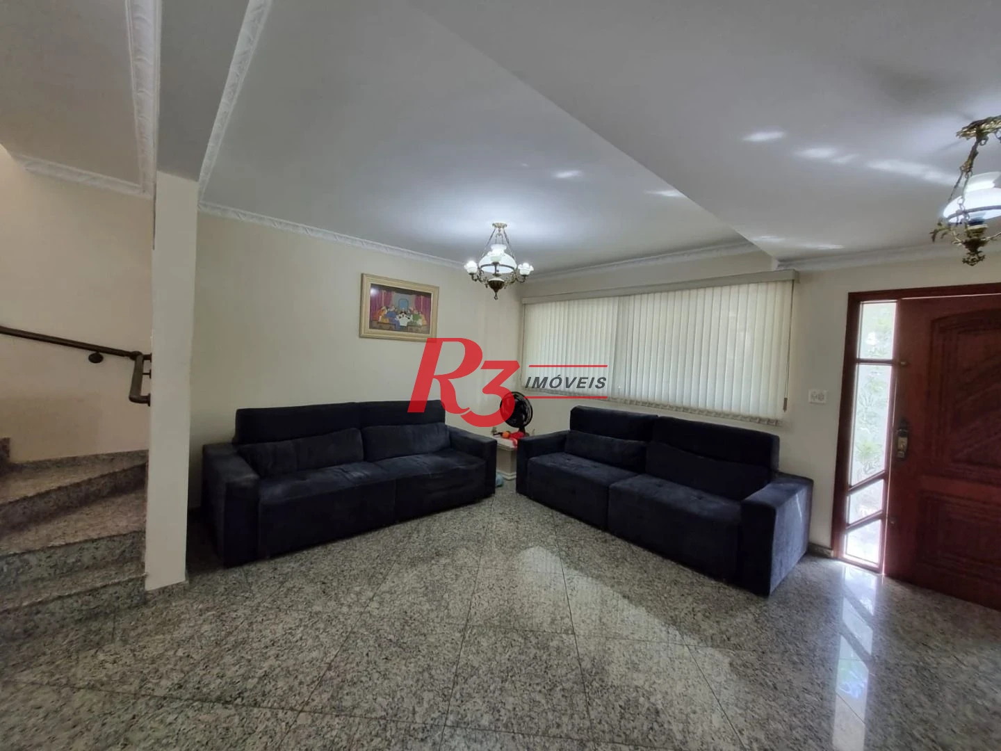 Oportunidade à venda na Vila Belmiro, terreno com 500 m², 2 amplas casas, com 3 dormitórios cada, espaço generoso de quintal e garagem para 6 carros!!