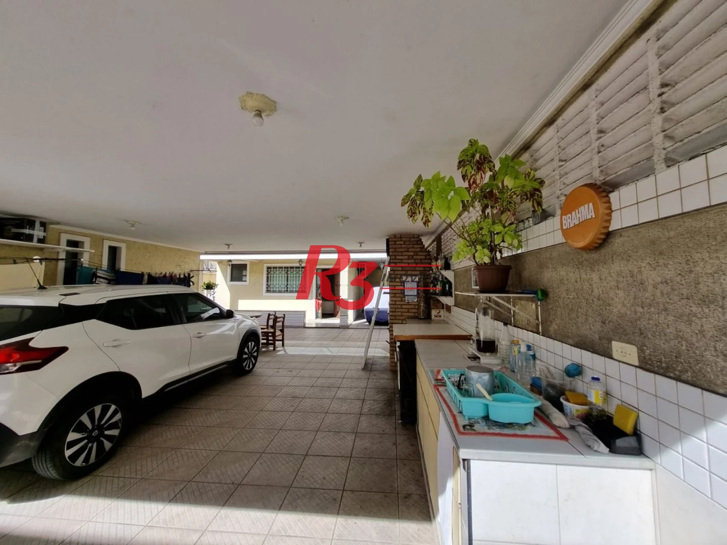 Oportunidade à venda na Vila Belmiro, terreno com 500 m², 2 amplas casas, com 3 dormitórios cada, espaço generoso de quintal e garagem para 6 carros!!