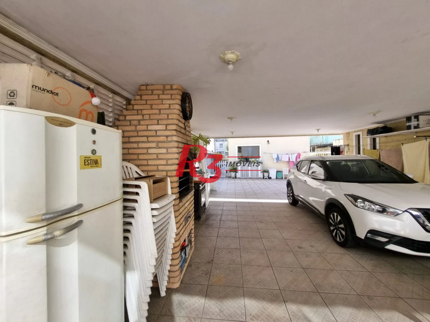 Oportunidade à venda na Vila Belmiro, terreno com 500 m², 2 amplas casas, com 3 dormitórios cada, espaço generoso de quintal e garagem para 6 carros!!
