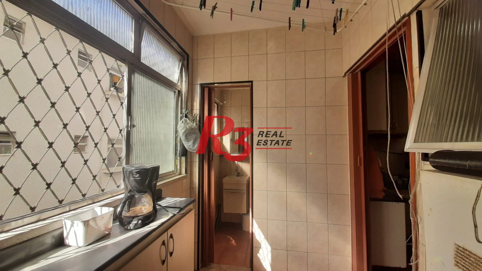 Apartamento com 3 dormitórios à venda, 118 m² por R$ 710.000,00 - Campo Grande - Santos/SP