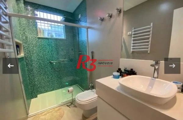 Sobrado com 3 dormitórios c piscina  190 m²  - Ponta da Praia - Santos