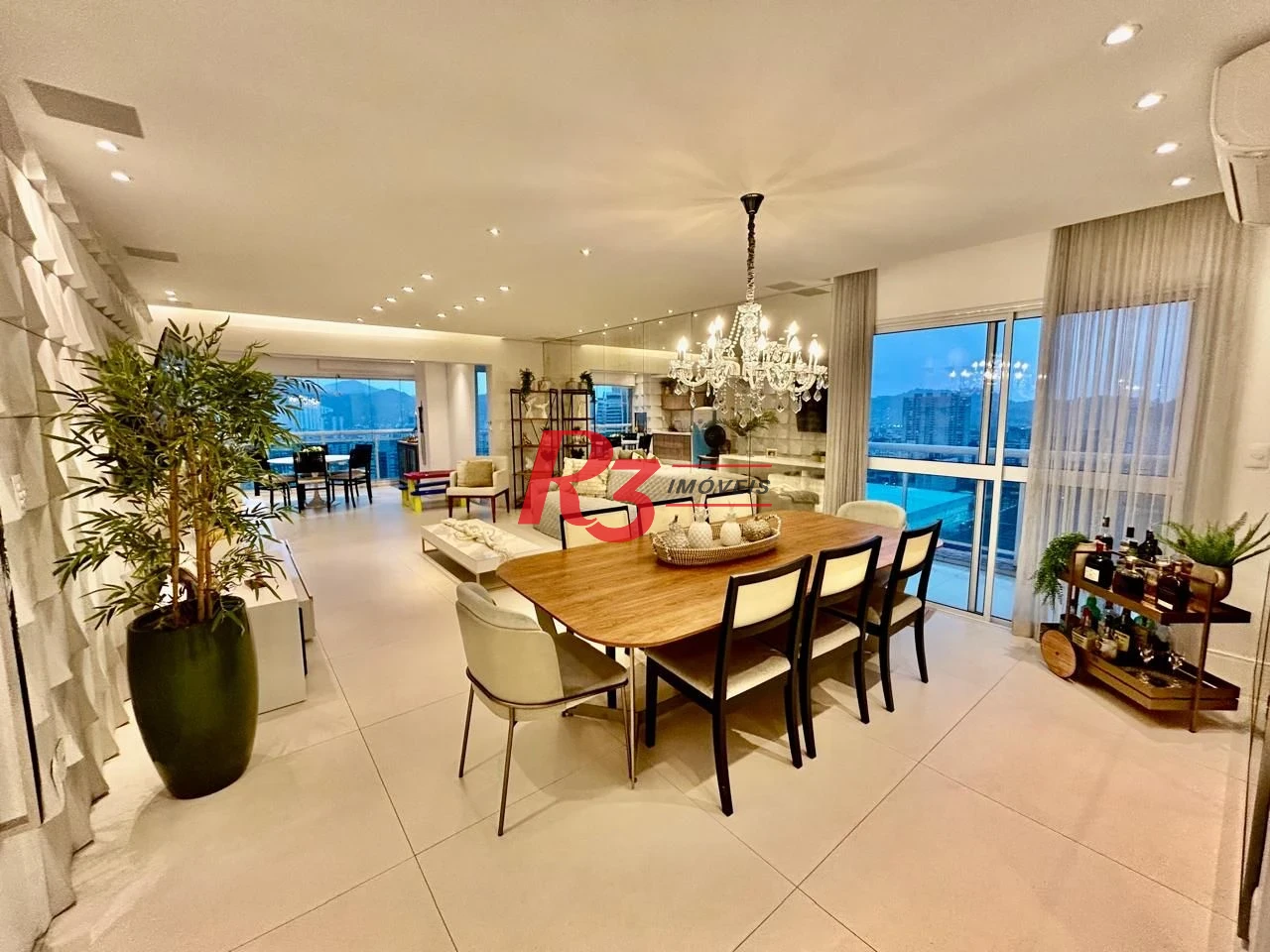 Apartamento à venda, 217 m² por R$ 2.400.000,00 - Gonzaga - Santos/SP