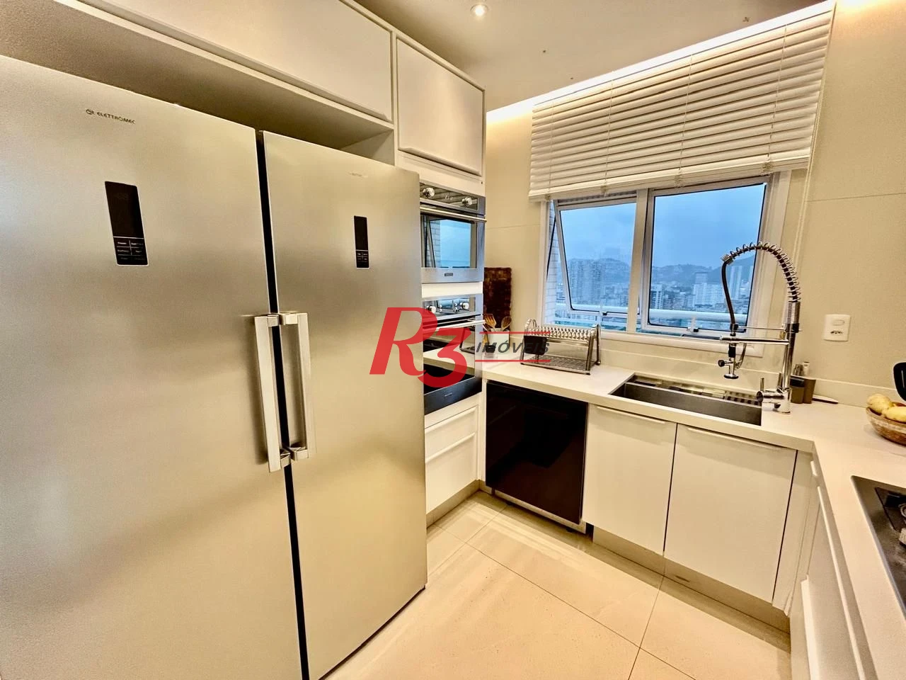 Apartamento à venda, 217 m² por R$ 2.400.000,00 - Gonzaga - Santos/SP