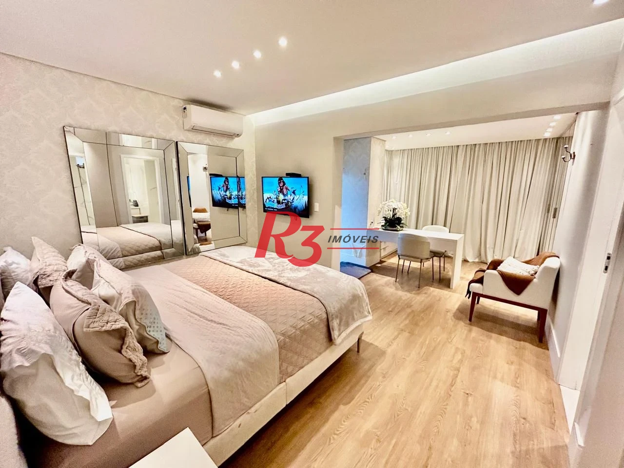 Apartamento à venda, 217 m² por R$ 2.400.000,00 - Gonzaga - Santos/SP