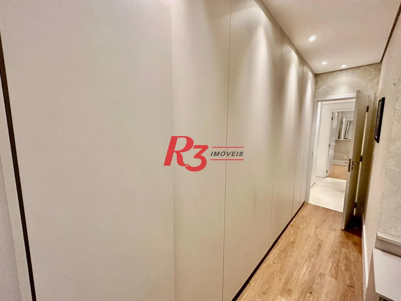 Apartamento à venda, 217 m² por R$ 2.400.000,00 - Gonzaga - Santos/SP