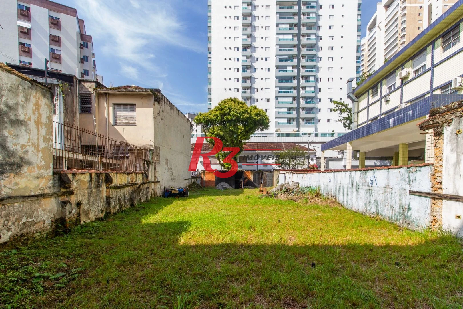 Terreno à venda, 300 m² por R$ 3.000.000,00 - Gonzaga - Santos/SP