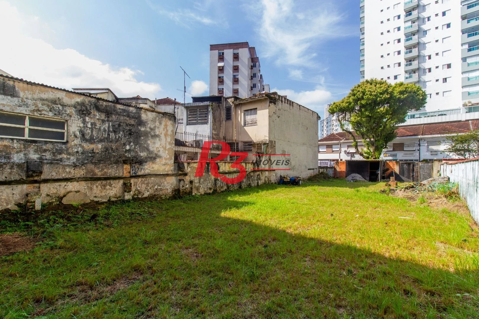 Terreno à venda, 300 m² por R$ 3.000.000,00 - Gonzaga - Santos/SP