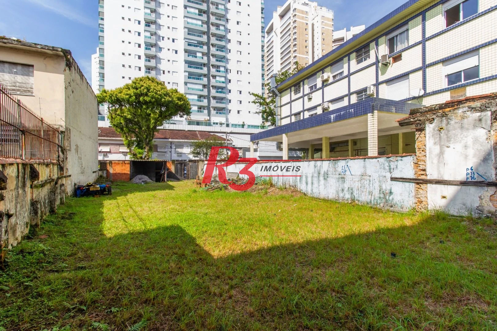 Terreno à venda, 300 m² por R$ 3.000.000,00 - Gonzaga - Santos/SP
