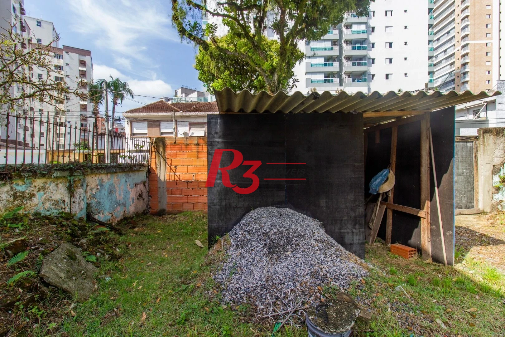Terreno à venda, 300 m² por R$ 3.000.000,00 - Gonzaga - Santos/SP