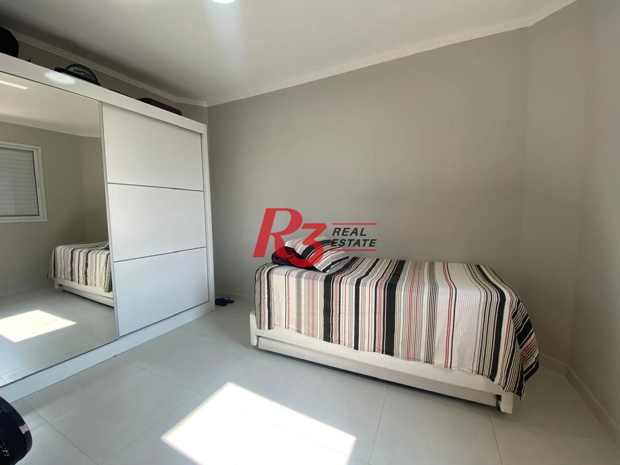 Village à venda, 125 m² por R$ 905.000,00 - Marapé - Santos/SP