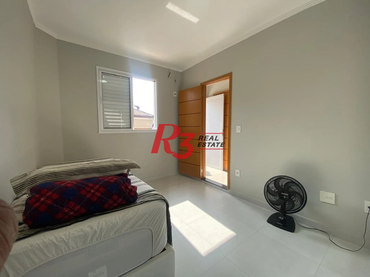 Village à venda, 125 m² por R$ 905.000,00 - Marapé - Santos/SP