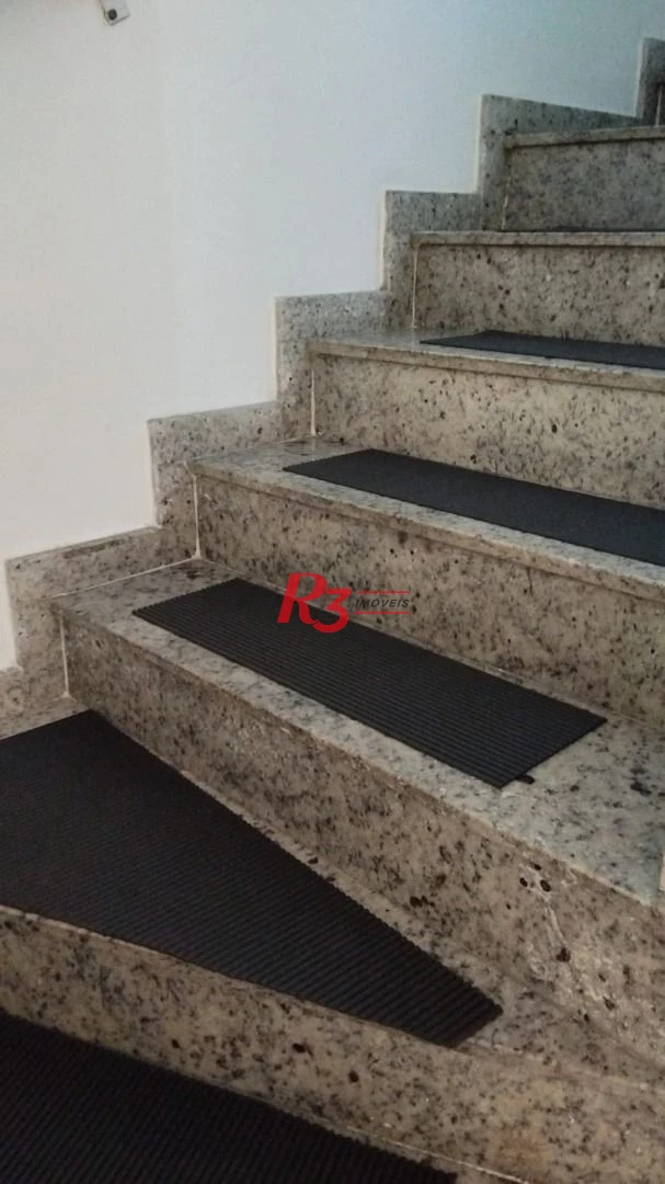 Sobrado com 3 dormitórios, 250 m² - venda por R$ 1.450.000,00 ou aluguel por R$ 9.733,56/mês - Embaré - Santos/SP