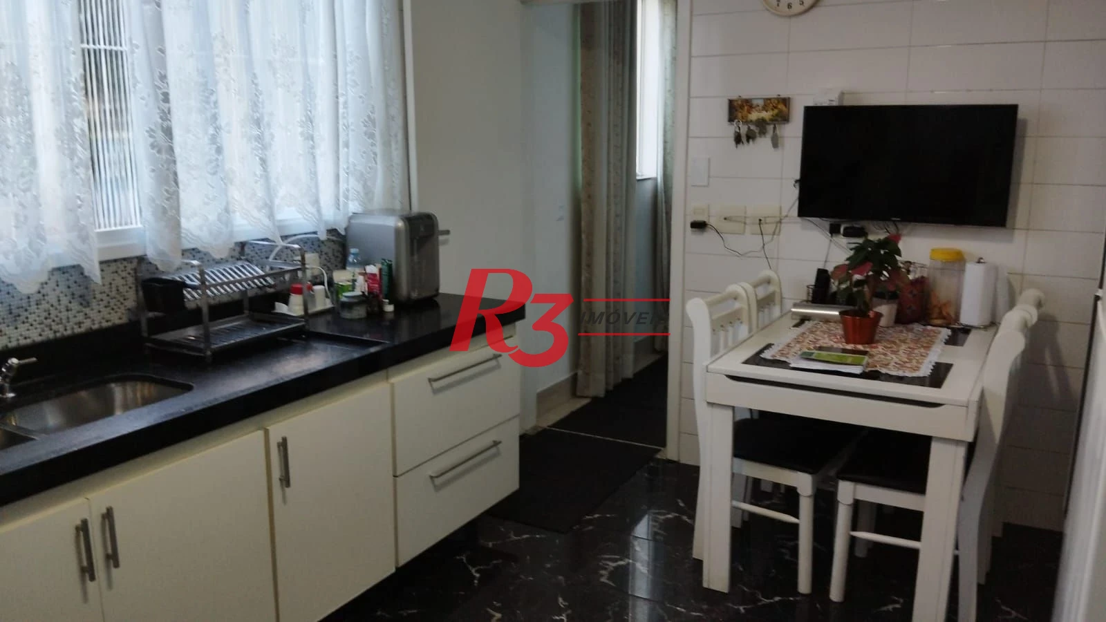 Sobrado com 3 dormitórios, 250 m² - venda por R$ 1.450.000,00 ou aluguel por R$ 9.733,56/mês - Embaré - Santos/SP