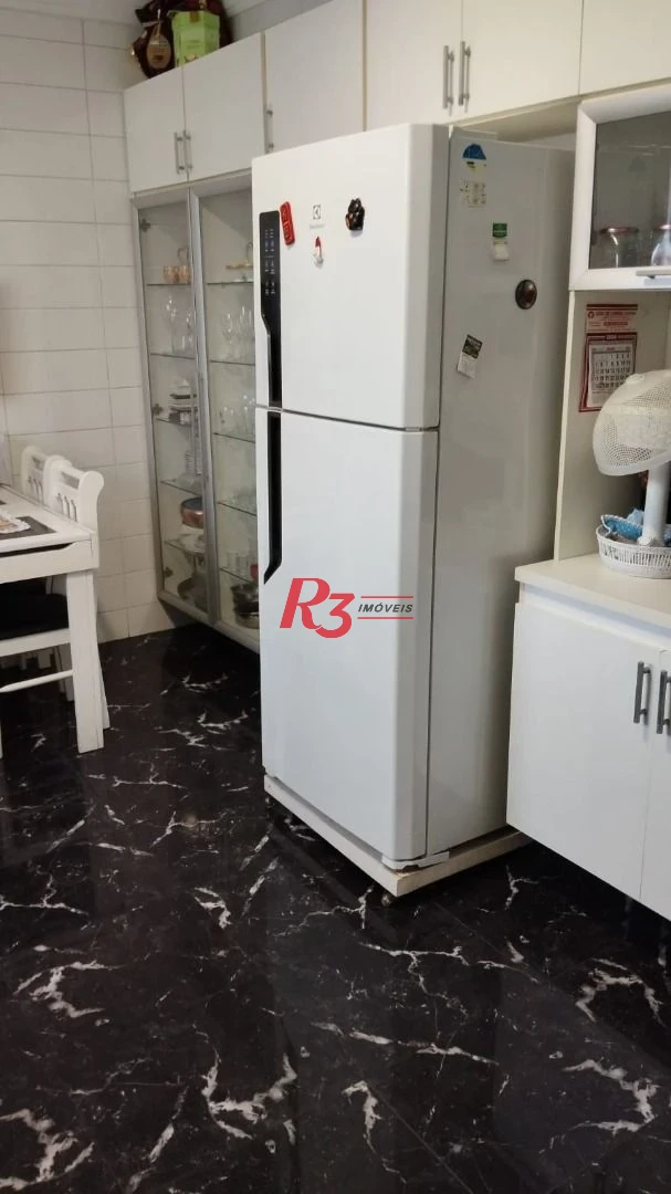 Sobrado com 3 dormitórios, 250 m² - venda por R$ 1.450.000,00 ou aluguel por R$ 9.733,56/mês - Embaré - Santos/SP
