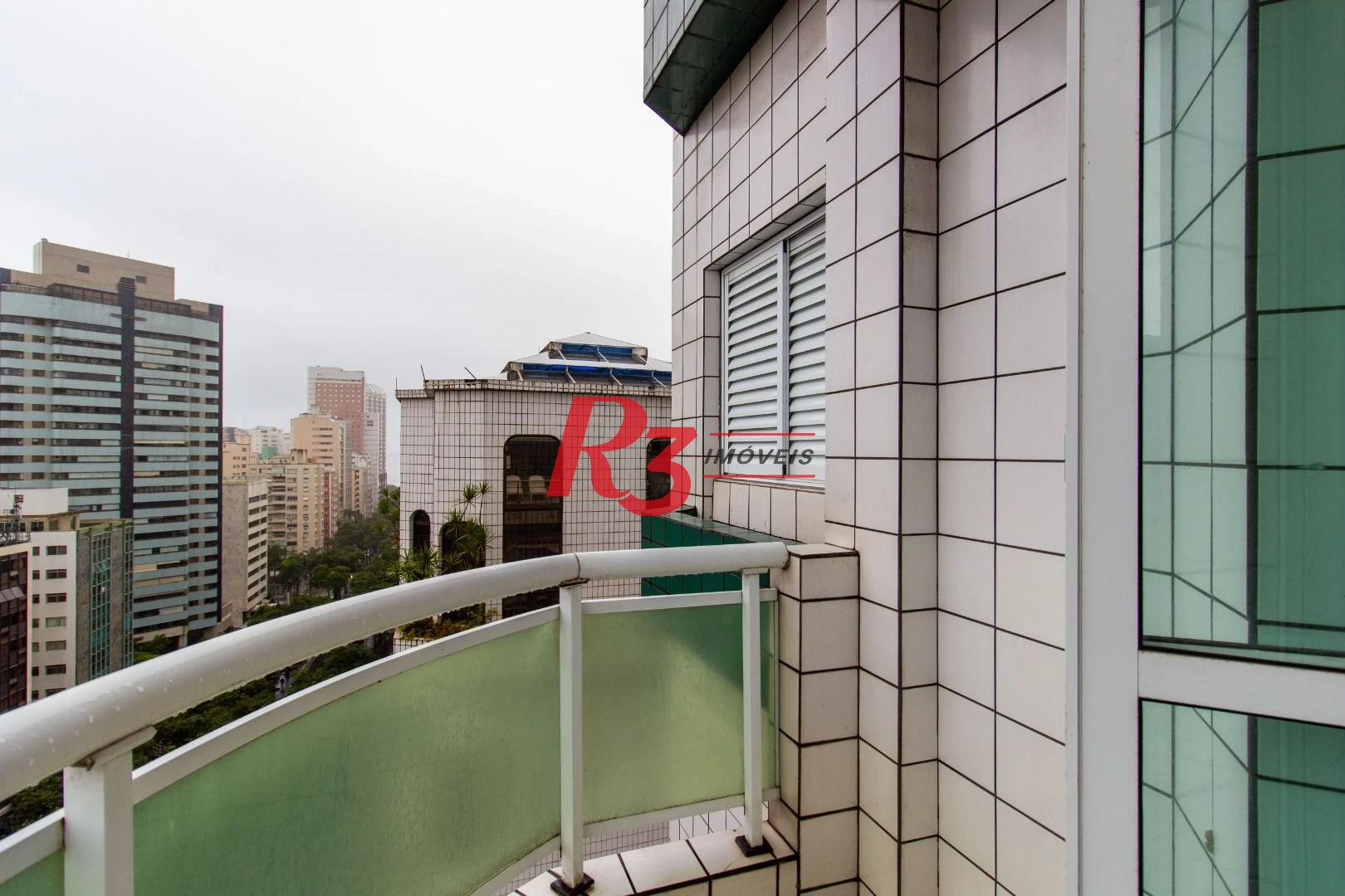 Apartamento com 3 dormitórios à venda, 119 m² por R$ 1.590.000,00 - Gonzaga - Santos/SP