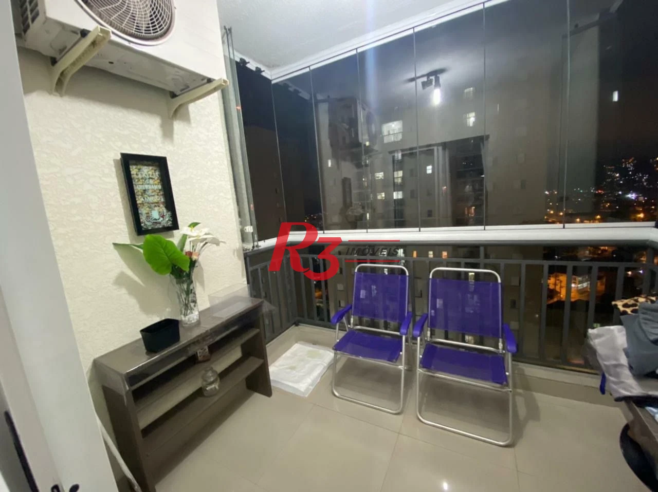 Apartamento à venda, 69 m² por R$ 440.000,00 - Areia Branca - Santos/SP