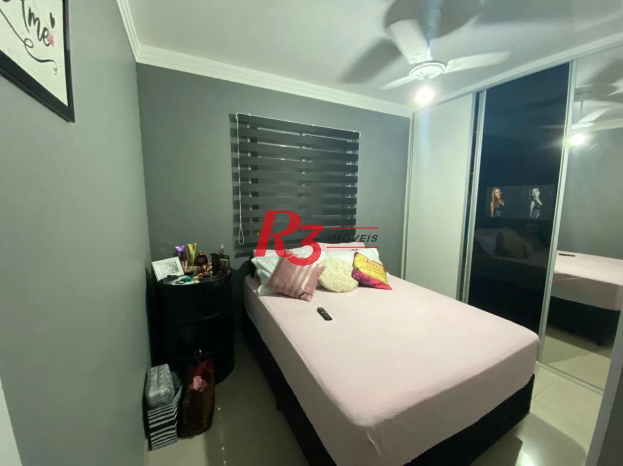 Apartamento à venda, 69 m² por R$ 440.000,00 - Areia Branca - Santos/SP