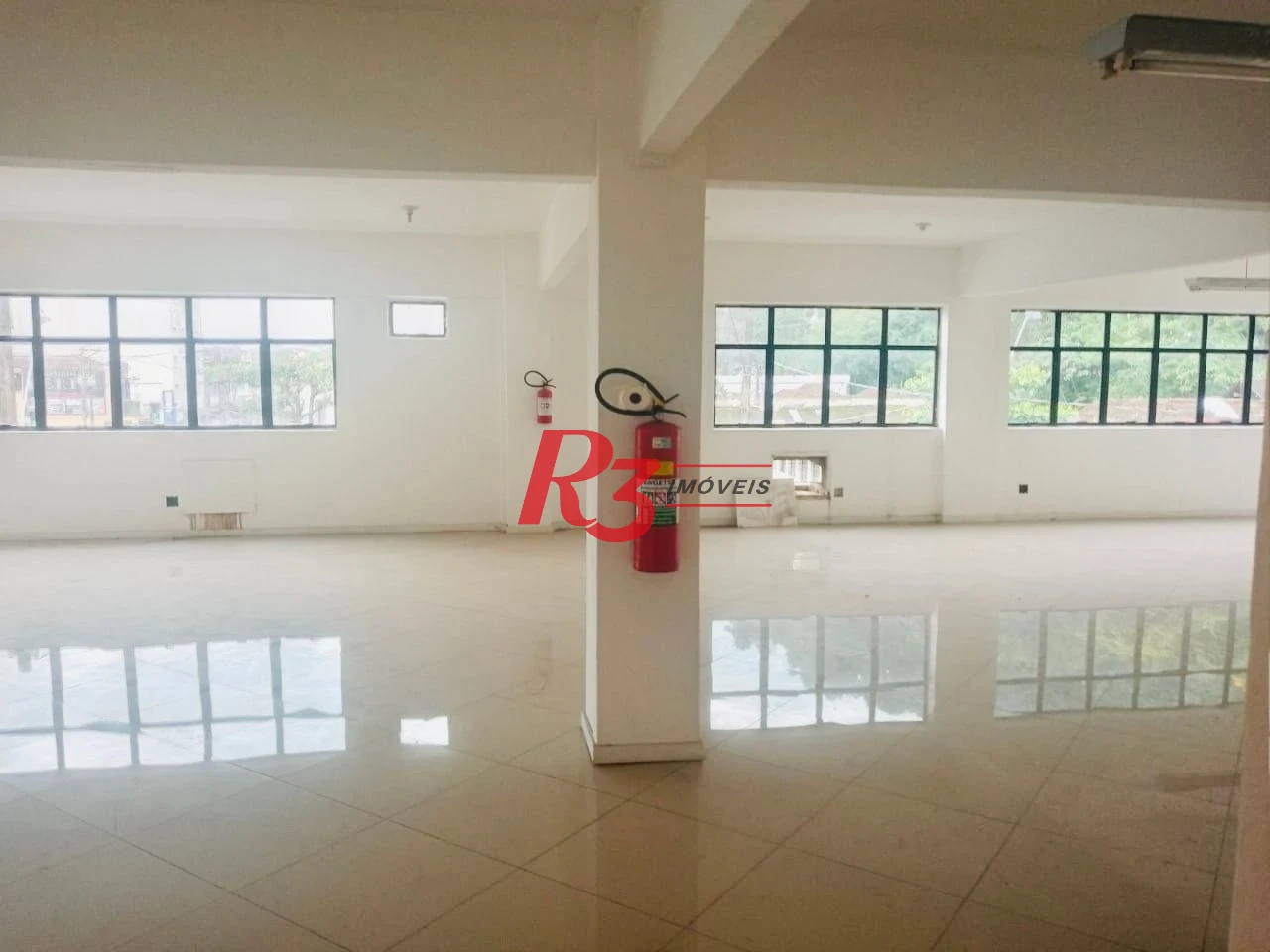 Loja para alugar, 550 m² por R$ 35.000,00/mês - Vila Matias - Santos/SP