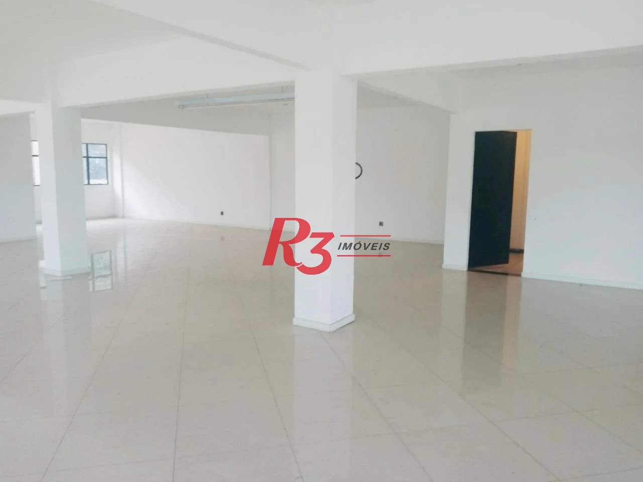Loja para alugar, 550 m² por R$ 35.000,00/mês - Vila Matias - Santos/SP