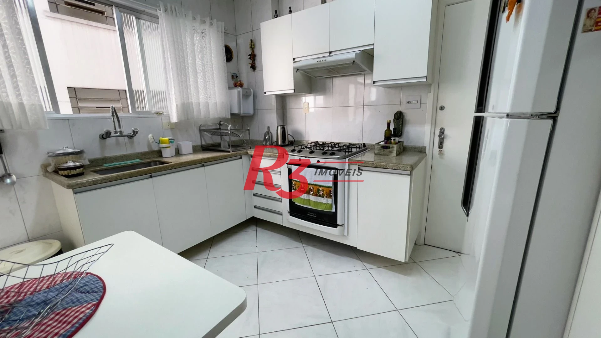Apartamento com 3 dormitórios à venda, 139 m² por R$ 1.180.000,00 - Gonzaga - Santos/SP