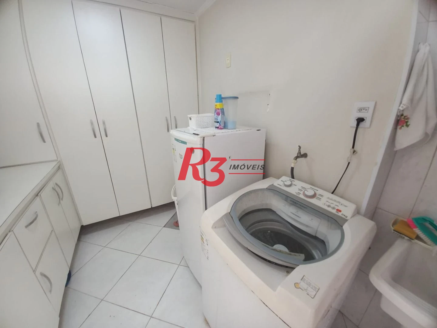 Apartamento com 3 dormitórios à venda, 139 m² por R$ 1.180.000,00 - Gonzaga - Santos/SP