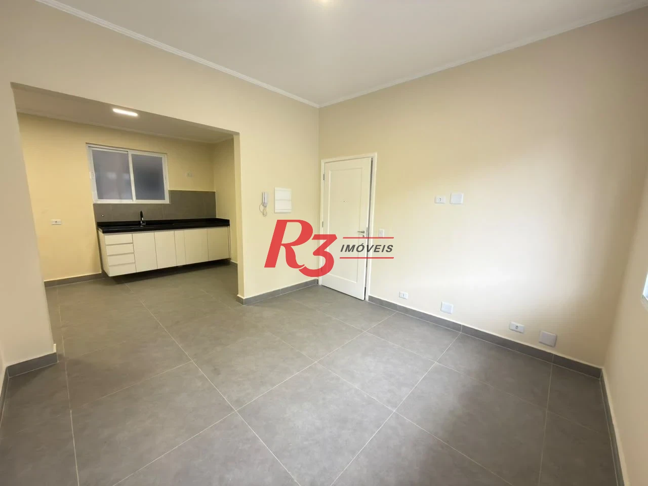 Apartamento com 2 dormitórios para alugar, 78 m² por R$ 4.900,02/mês - Boqueirão - Santos/SP